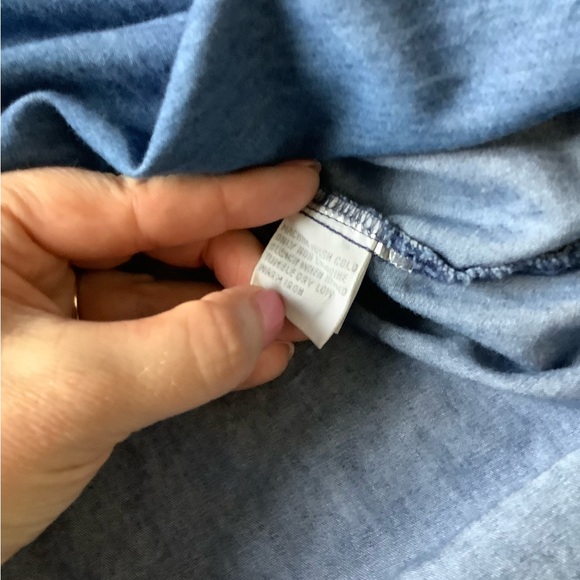Foxcroft Shaped Fit Chambray Button-Down Shirt Size 2 - Picture 7 of 8